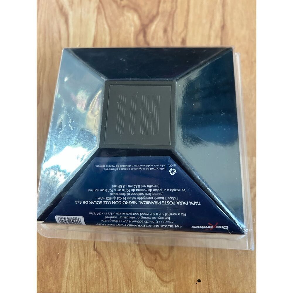 Solar 4"x4" Inch Black LED Outdoor Post Cap Light BRAND NEW